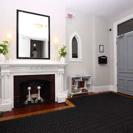Furnished Newbury Street Studio, #6 บอสตัน ภายนอก รูปภาพ