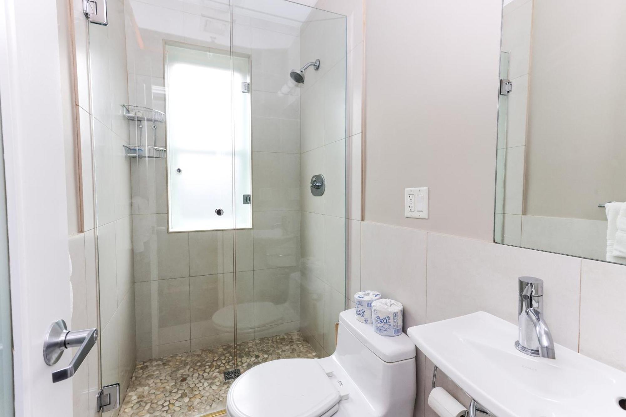 Furnished Newbury Street Studio, #6 บอสตัน ภายนอก รูปภาพ