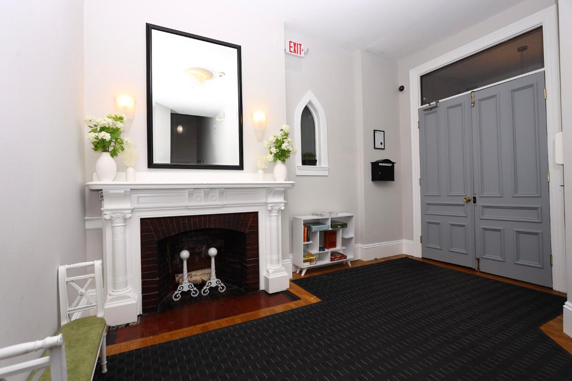 Furnished Newbury Street Studio, #6 บอสตัน ภายนอก รูปภาพ